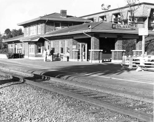 738: Del Mar Train Station built in 1912. The picture is from 1914.

