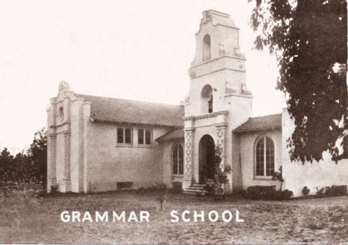 863: Del Mar Historical Collection, EN-28. Second Grammar School, in front of the original schoolhouse. Early 1920s
